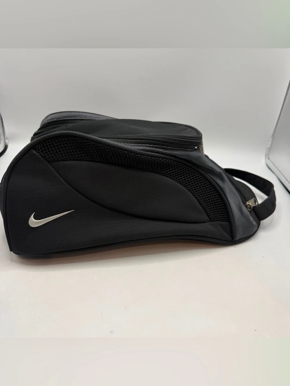 Nike Golf Shoe Bag Black Gray Travel Carry Case Organizer TG0022